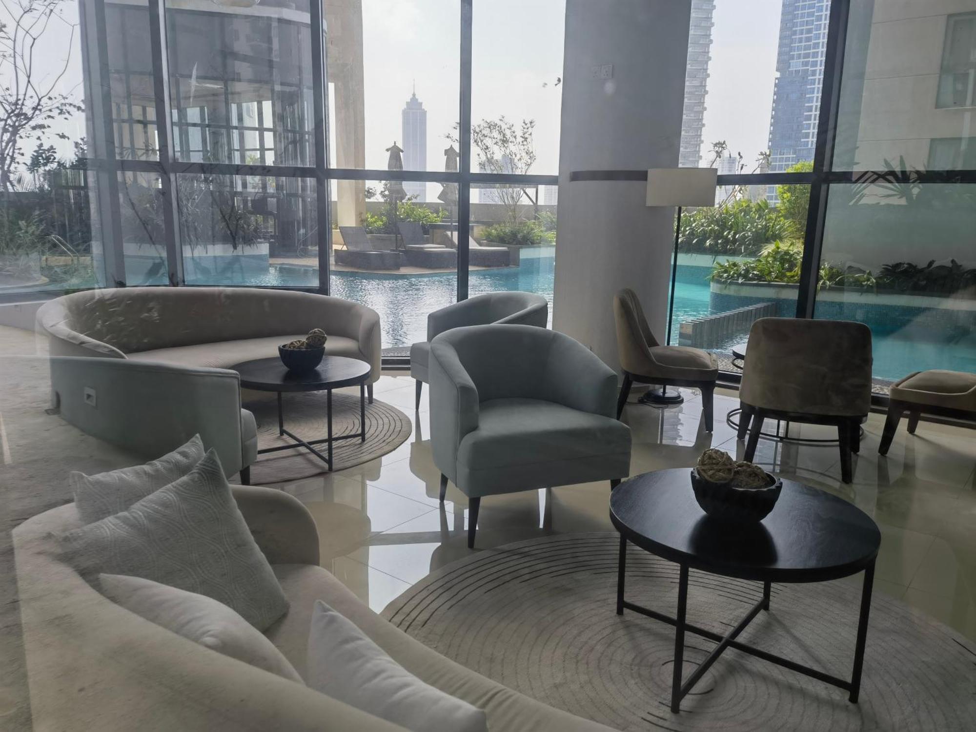 Trizen J&j Future Ment Apartment *