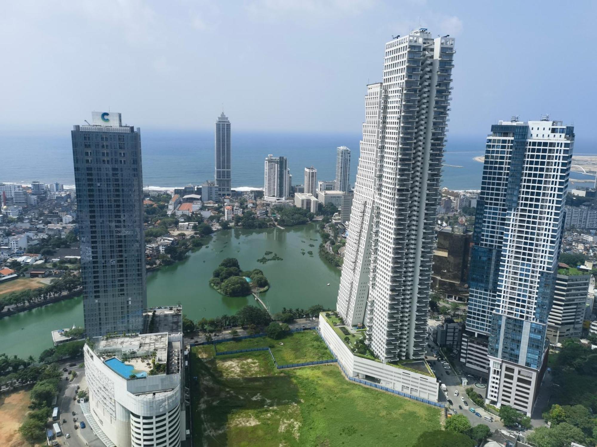 Trizen J&j Future Ment Apartment Colombo