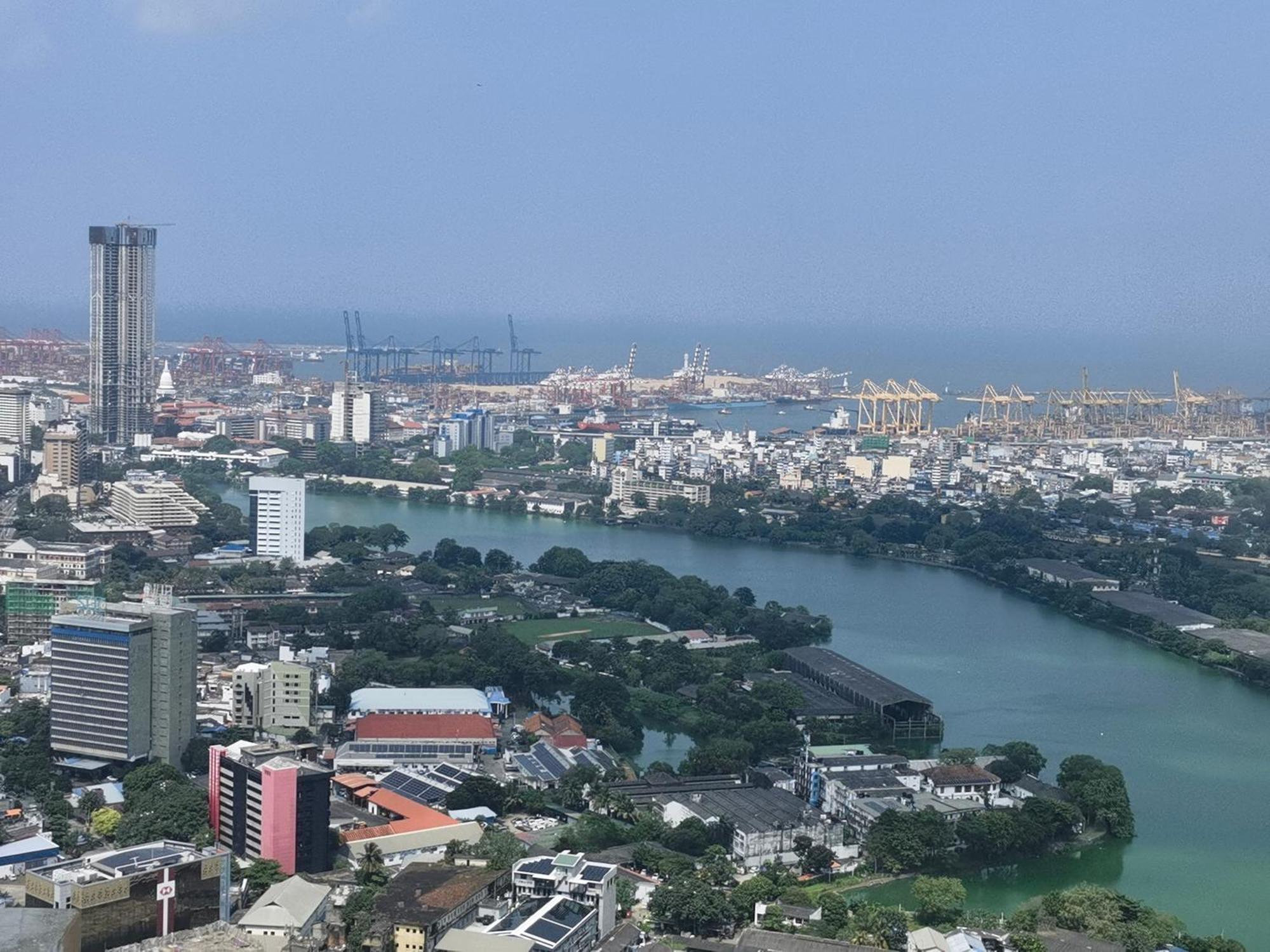 Trizen J&j Future Ment Apartment Colombo