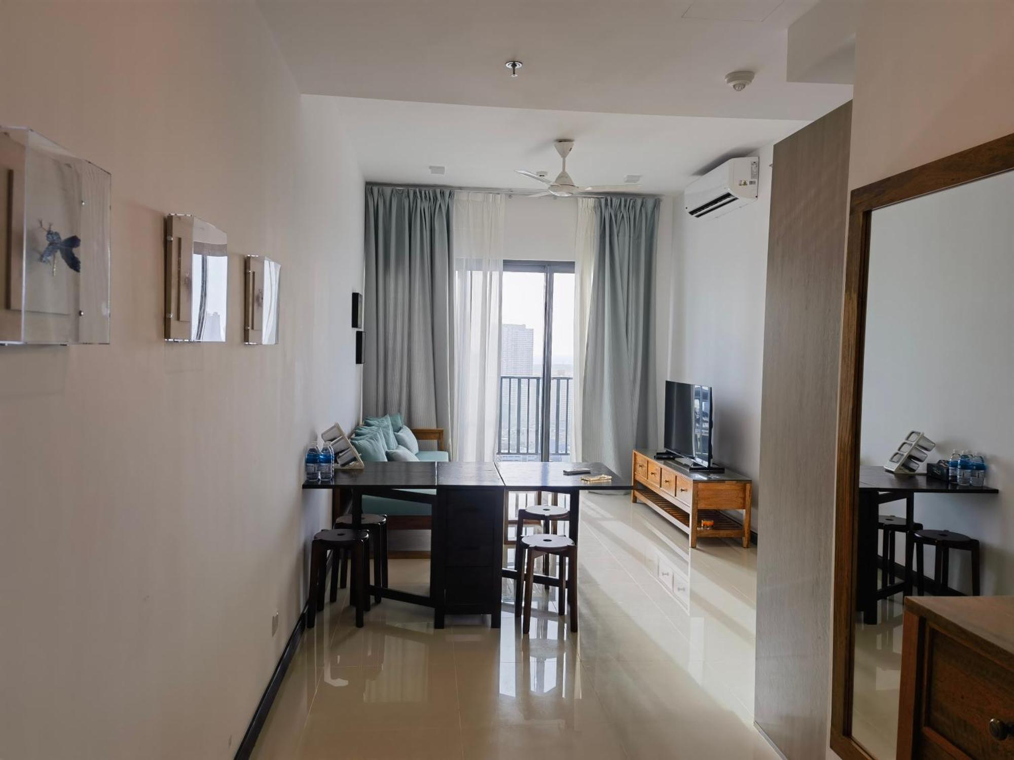 Apartment Trizen J&j Future Ment *