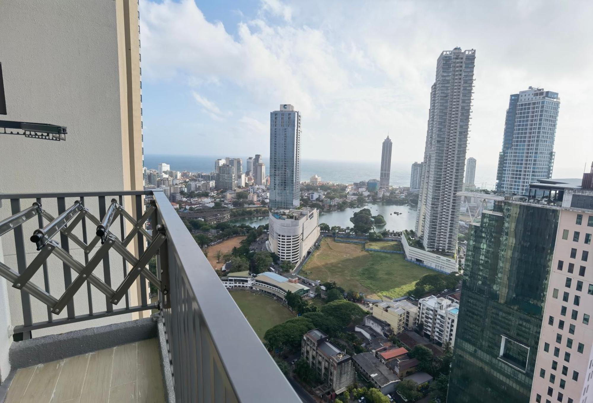 Apartment Trizen J&j Future Ment *