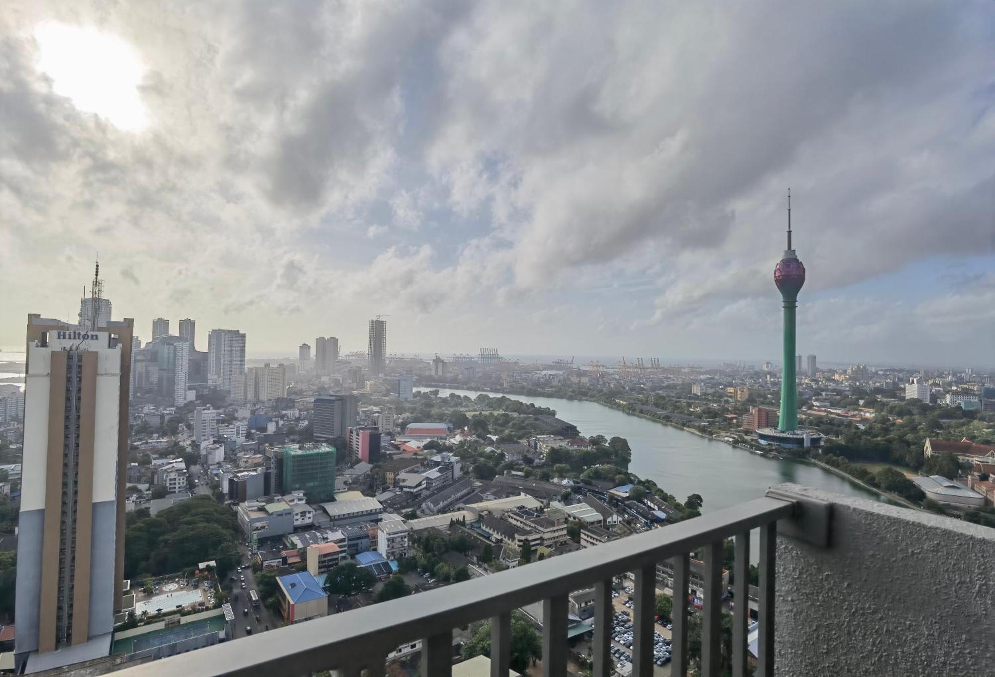 Trizen J&j Future Ment Apartment
